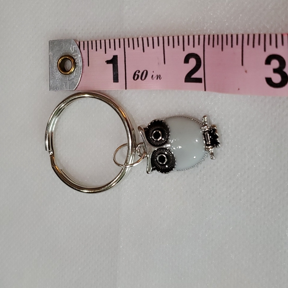 Owl Keychain - Picture 2 of 3